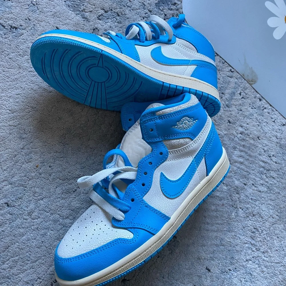 Boys Blue and White High-Top Sneakers - Picture 2 of 6